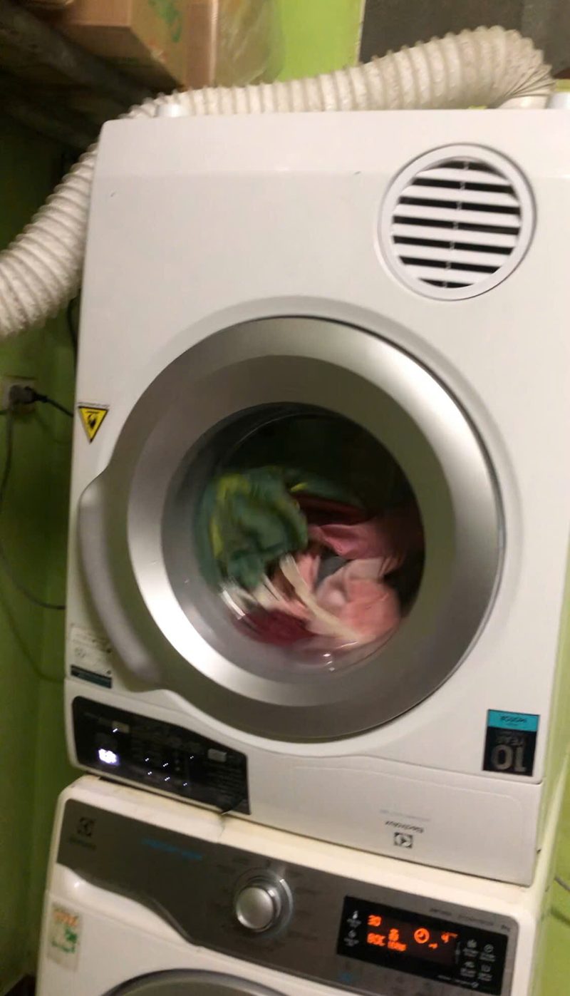 Máy sấy quần áo Electrolux thông hơi sấy không nóng do hỏng bo mạch, đã sửa bo, thợ Điện máy Quân Kỳ sửa tại Tam Giang, Yên Phong